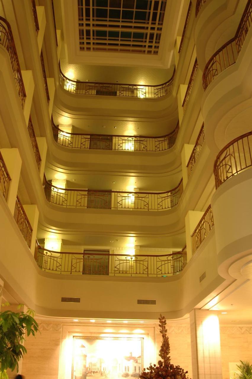 Harbin International Hotel Exterior photo